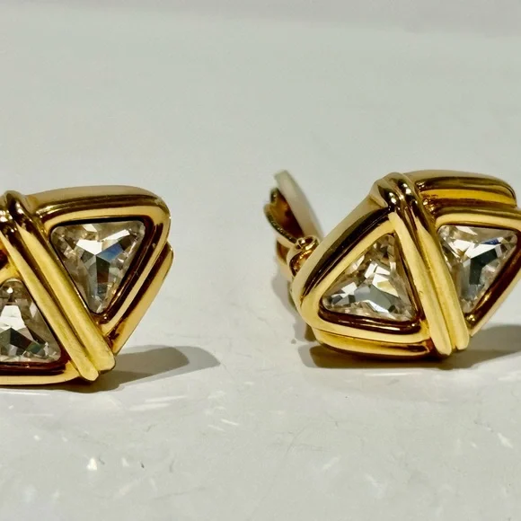 Vintage Swarovski Gold Triangle Clip-On Earrings - Picture 4 of 12